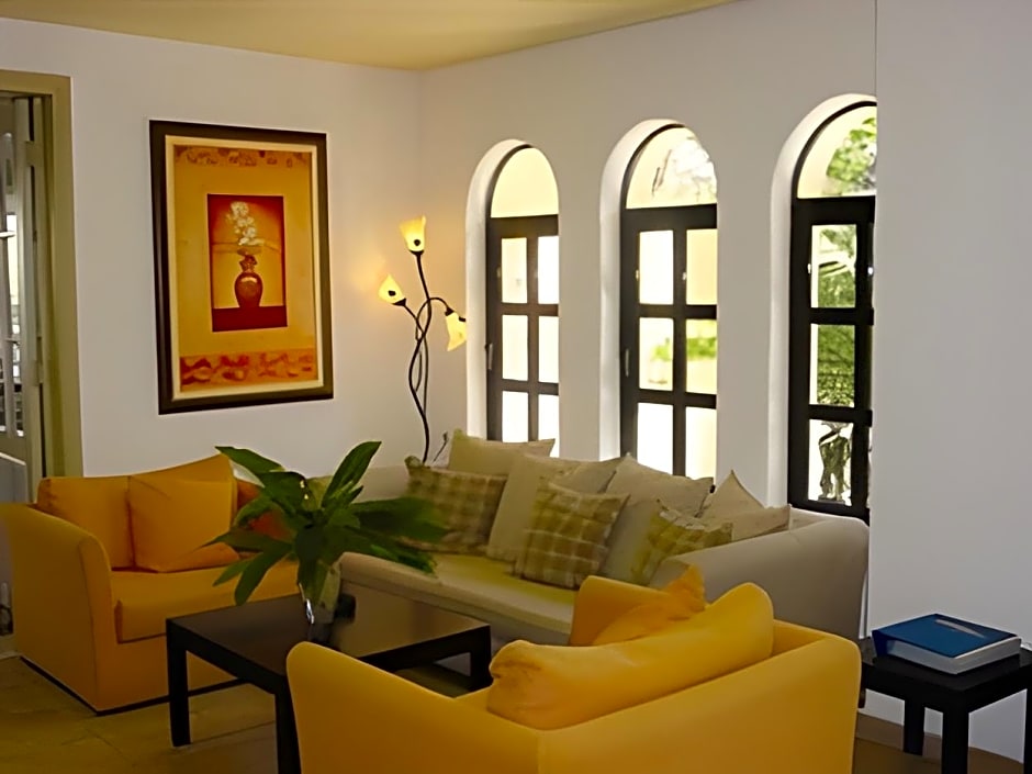 Creta Residence