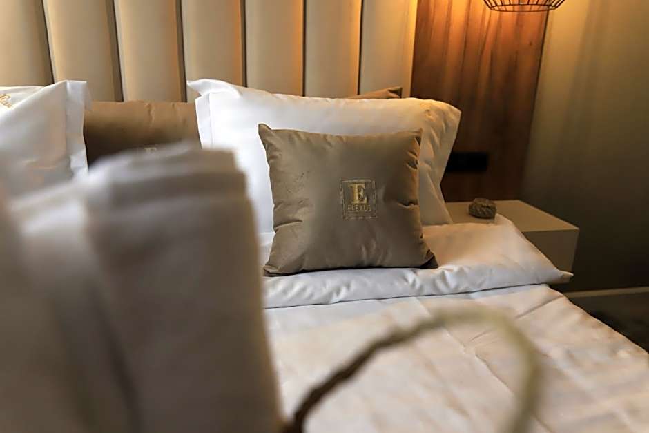 Photo 1 of 3 of Junior Suite