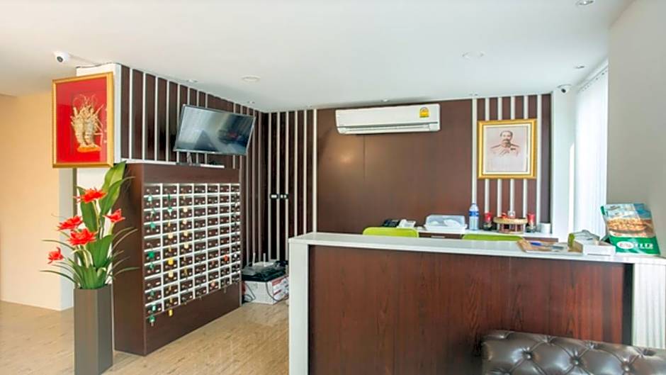 พรเจริญเพลส