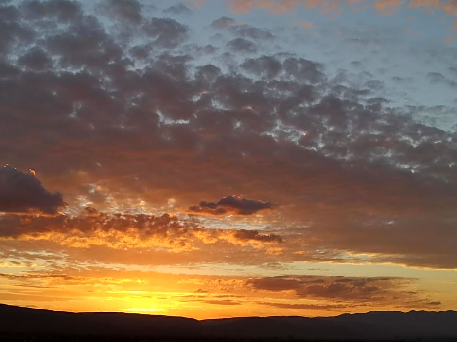 Amber Lagoon Eco Retreat - Chalets, Rooms and Glamping