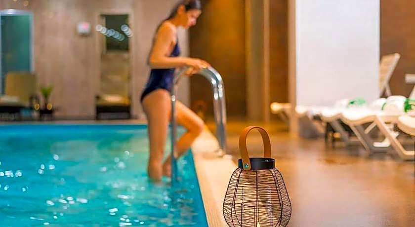 Orbi Palace Hotel Official