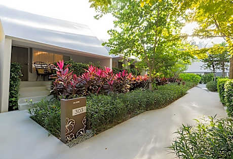 Garden Villa King