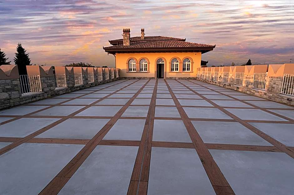 Accomodation Hotel Castello Il Codirosso