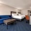 Holiday Inn Express & Suites Niagara Falls By IHG