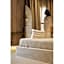 Medusa Luxury Suites
