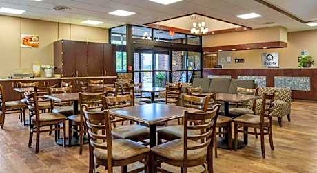 Quality Inn & Suites Zanesville City Center