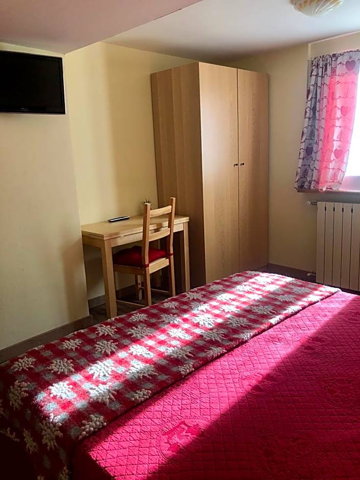 Hotel Piccolo Chalet