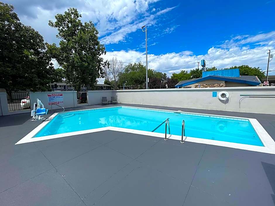 The Midtowner Hotel, SureStay Collection by Best Western