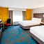 Holiday Inn Express & Suites Litchfield By IHG