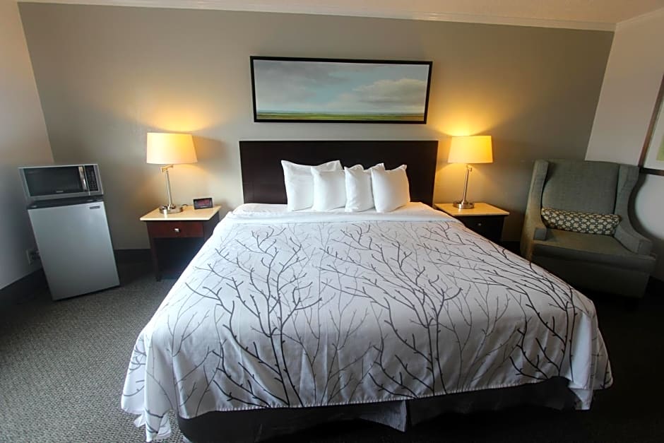 At Home Inn - Pensacola