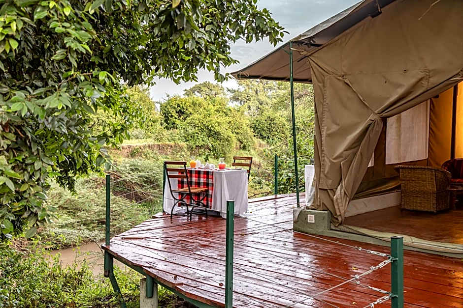 PrideInn Mara Camp & Cottages