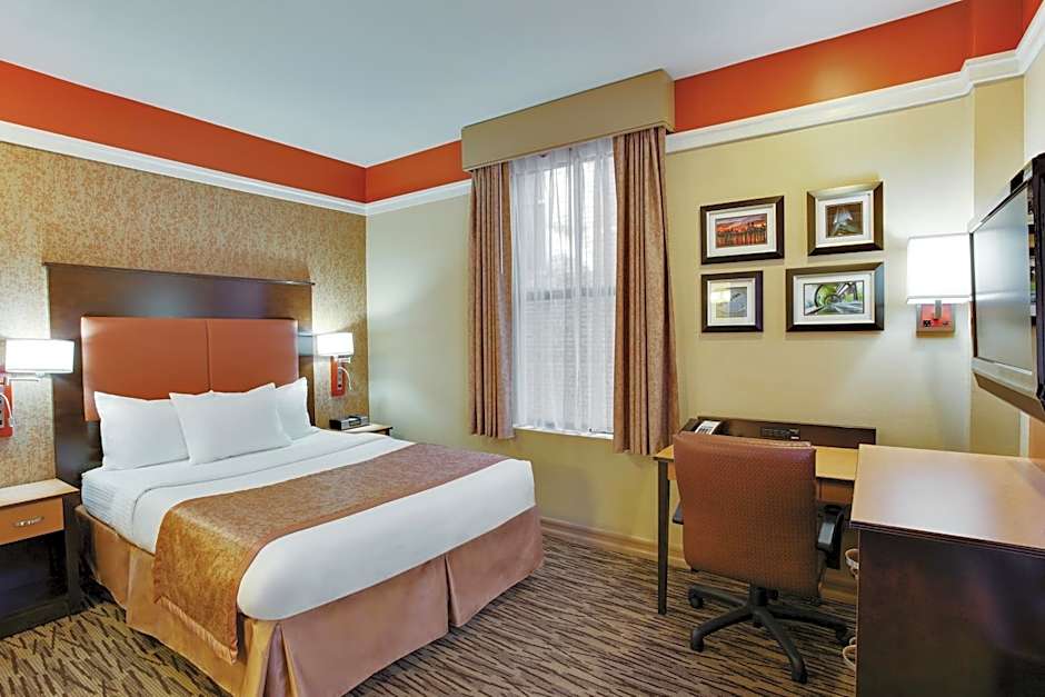 The Hotel @ Fifth Avenue