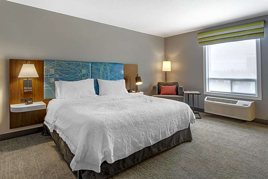 Hampton Inn By Hilton And Suites Edmonton West