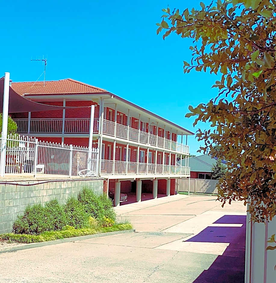 Bathurst Motor Inn