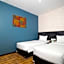 CREW EXPRESS Hotel