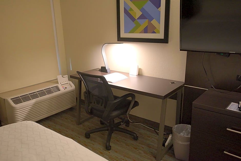 Holiday Inn Express Anderson I-85 - Exit 27- Highway 81, an IHG Hotel