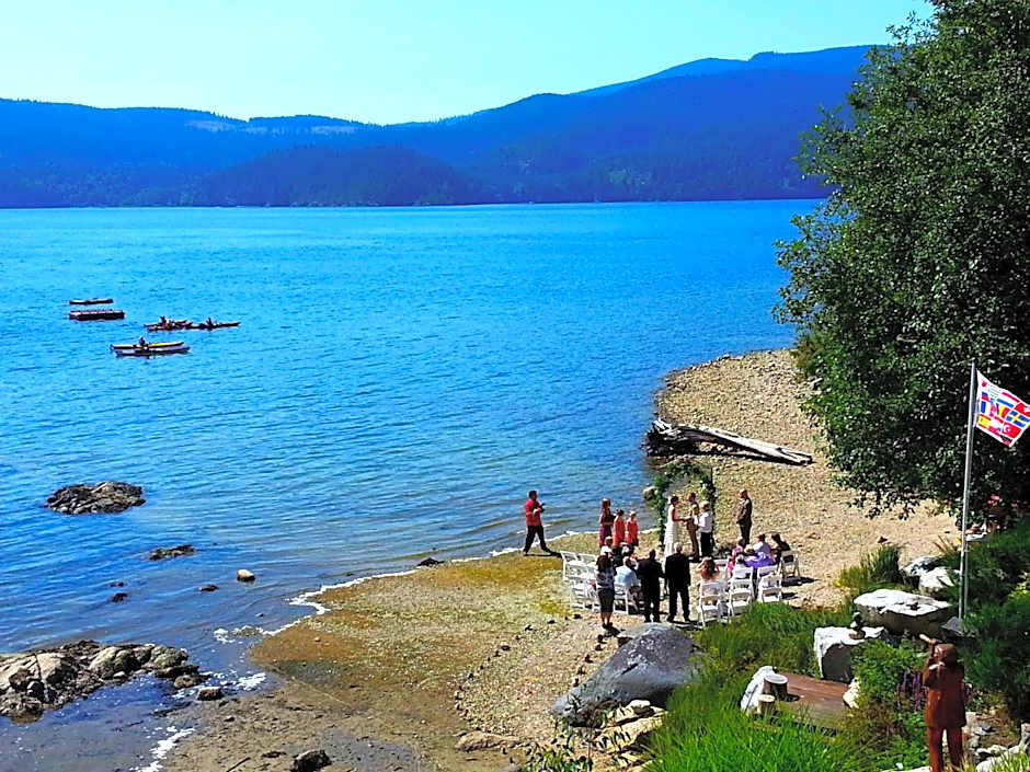 The Tuwanek Hotel and Spa