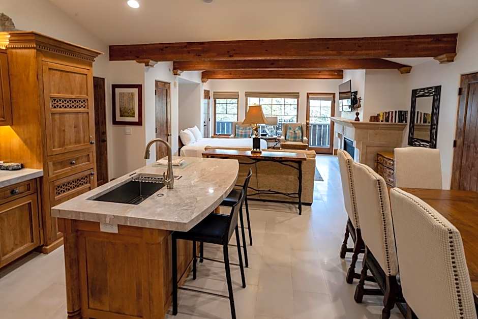 The Chateaux Deer Valley