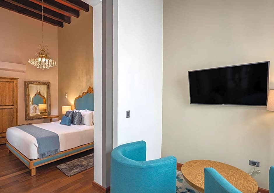 HOTEL CASA MONARCA