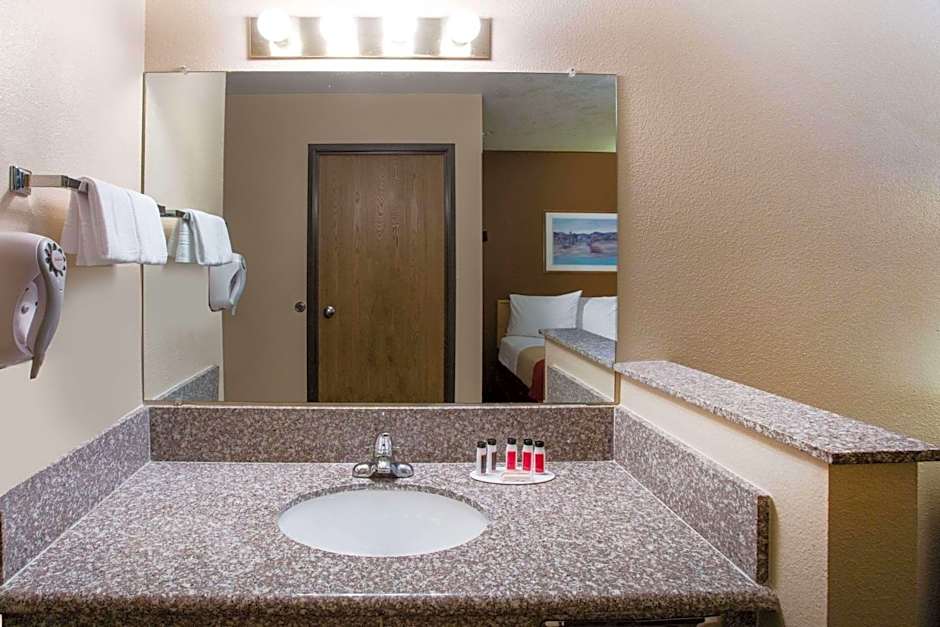 Days Inn by Wyndham Hurricane/Zion National Park Area
