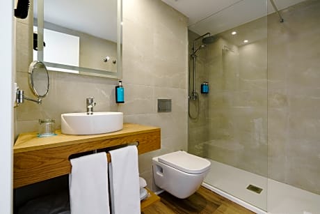 1 BEDROOM SEA VIEW 3 ADULTS