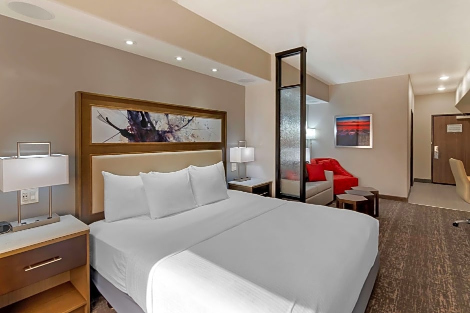 Best Western Premier Liberty Inn & Suites