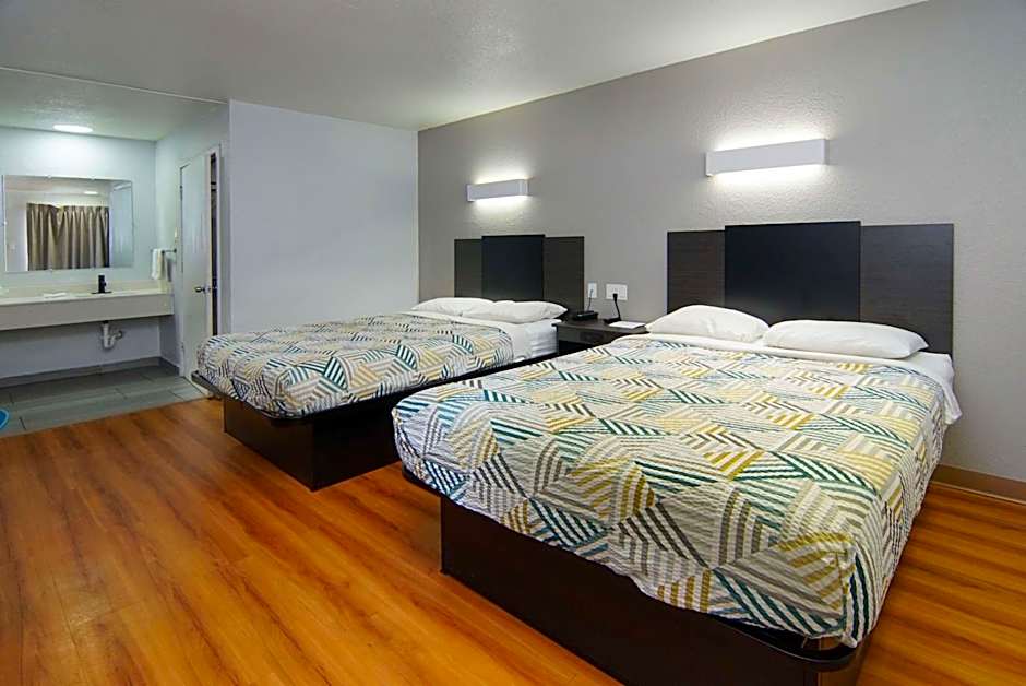 Motel 6-Red Oak, TX - Dallas