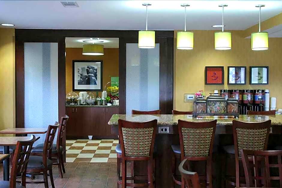 Baymont Inn and Suites by Wyndham The Woodlands