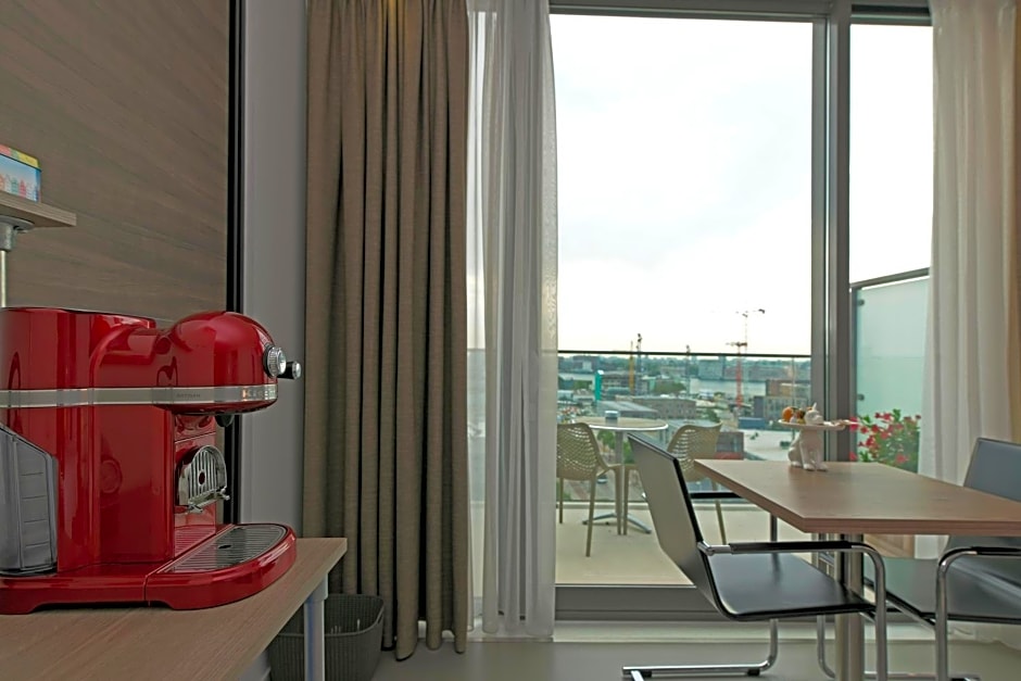 Black Jack Suites Amsterdam – Amsterdam, NY