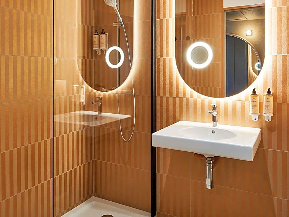 Mercure Saint Raphael Centre PLage