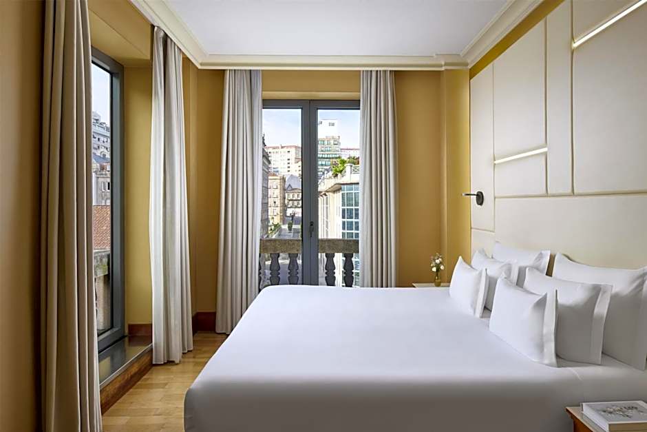 NH Collection Vigo