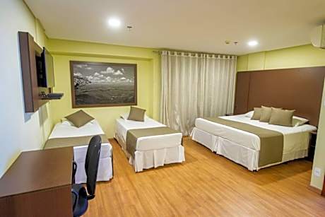 Deluxe Quadruple Room