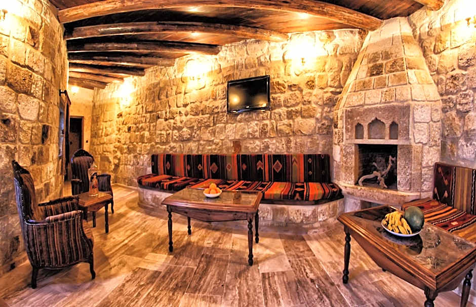 Kemerhan Cave Suites