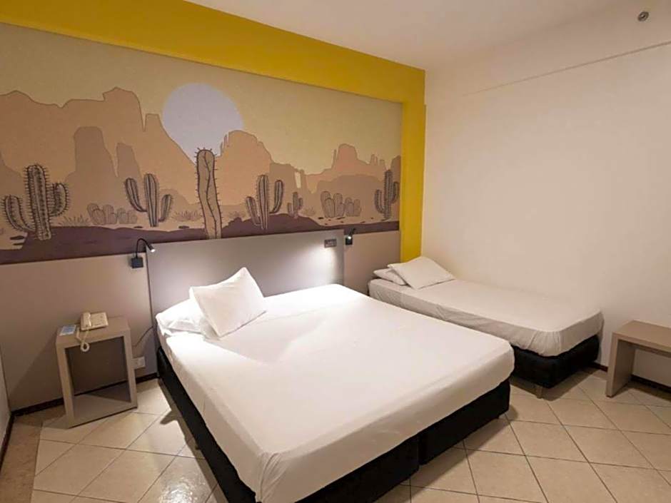 Ibis Styles Presidente Prudente, Portal of the West