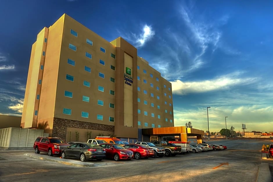 Holiday Inn Express & Suites Mexicali By IHG