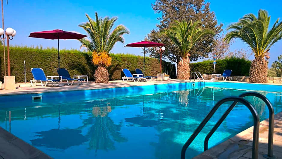 Rantzo Holiday Apartments