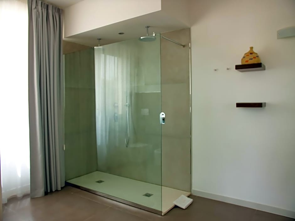 Max Luxury Suite - Servizio Spiaggia Inclusa