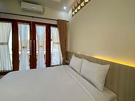 Kanggo Riko Family Homestay Mitra RedDoorz