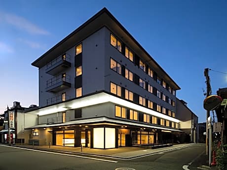 Hotel Glad One Kyoto Shichijo by M's