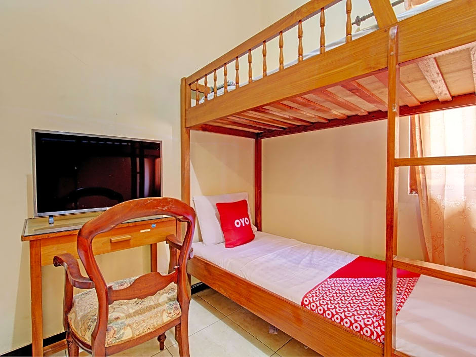 Hotel O Mtc Bunk Bed