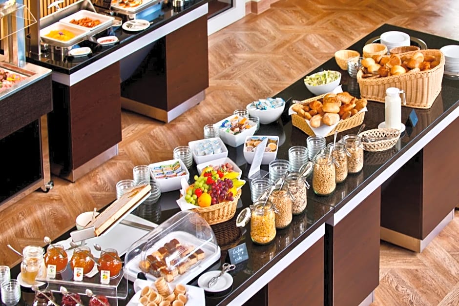 Atrium Hotel Amadeus