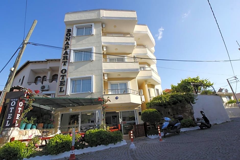 Bonapart Hotel