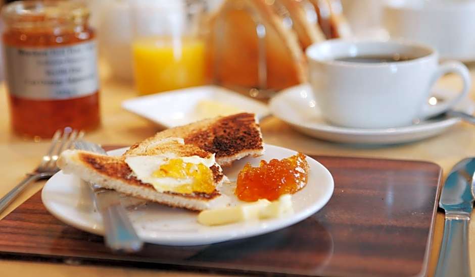 Ashburton House - B&B