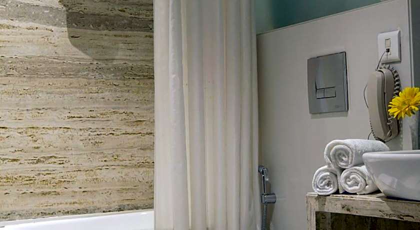 7 Apple Hotel Pimpri Pune