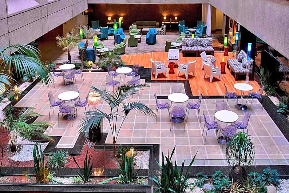 Courtyard by Marriott Mexico City Revolucion