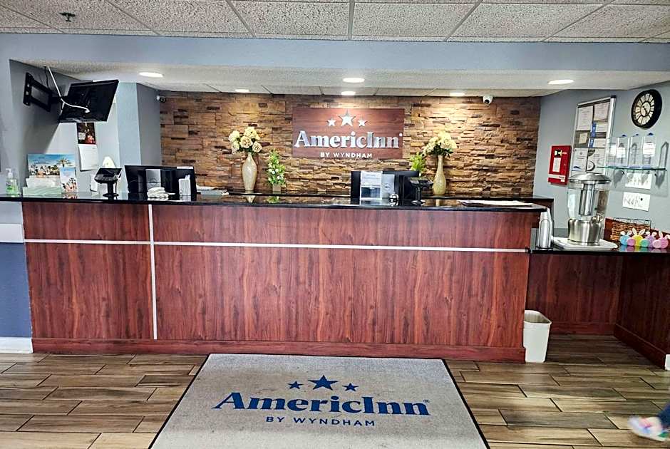 AmericInn by Wyndham Austin