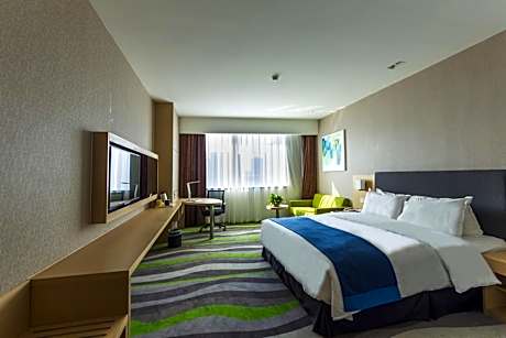 Standard King Room - Accessible