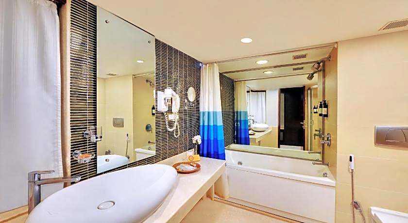 Iris - The Business Hotel