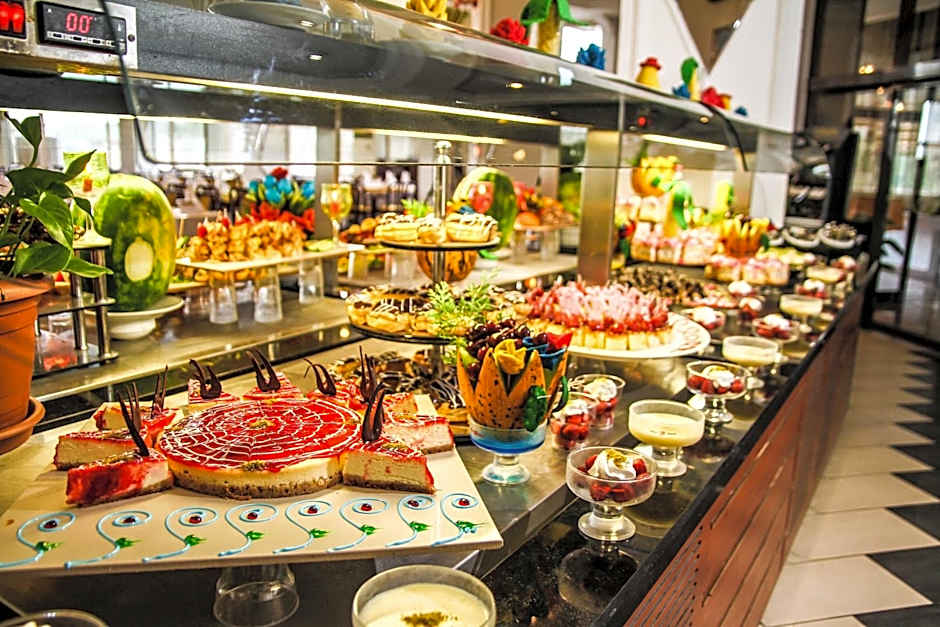 SIGNATURE GARDEN AVANOS Hotel & SPA