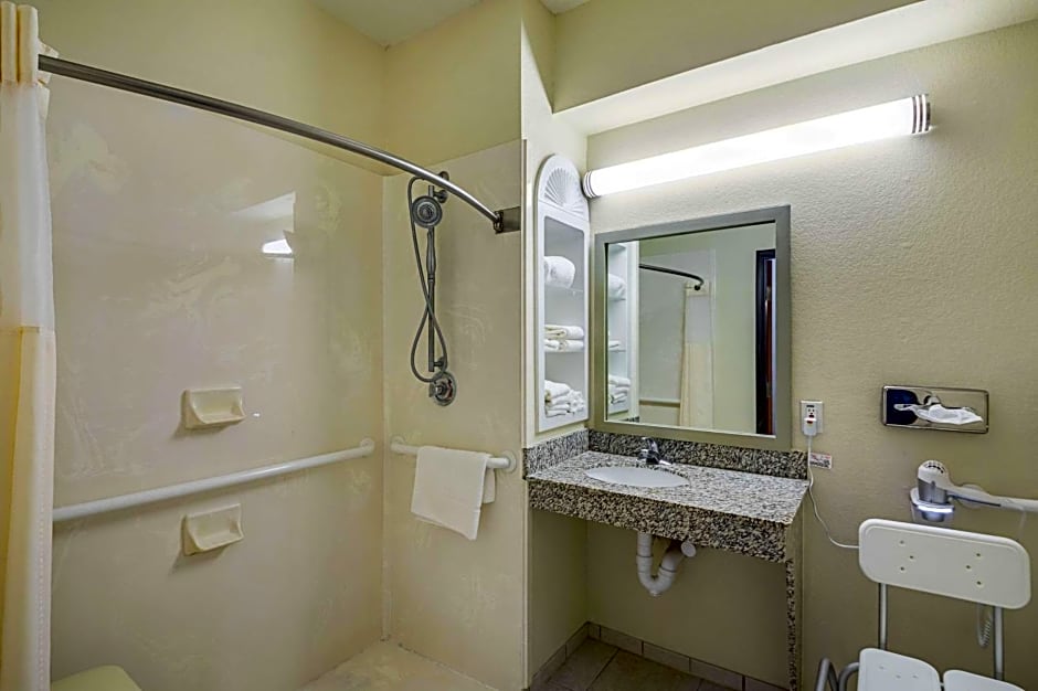 Quality Inn And Suites